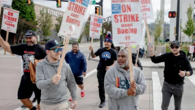 Union Reports Boeing Workers Reject 30% Pay Increase