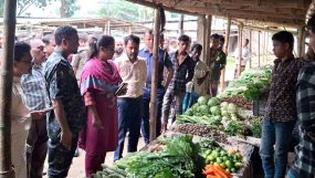 কানাইঘাটে দ্রব্যমূলের বাজার নিয়ন্ত্রণে প্রশাসনের অভিযান জোরদার